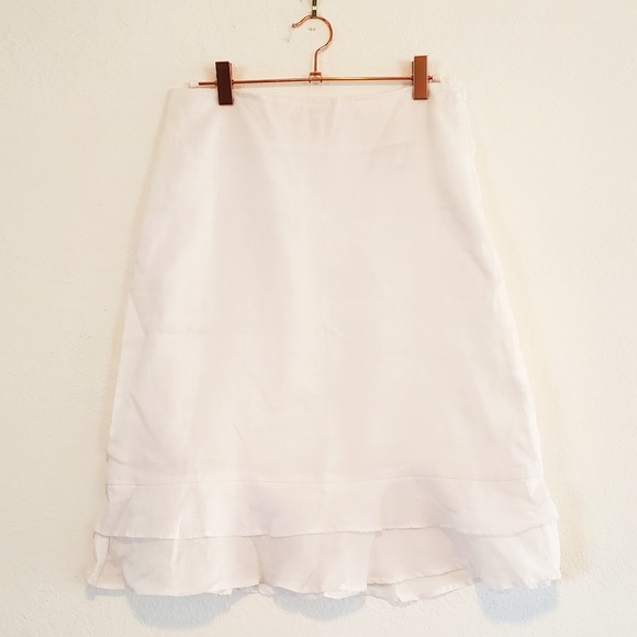H&M White Skirt - Pretty Layered Flutter Bottom Skirt Size 6 - Picture 1 of 14